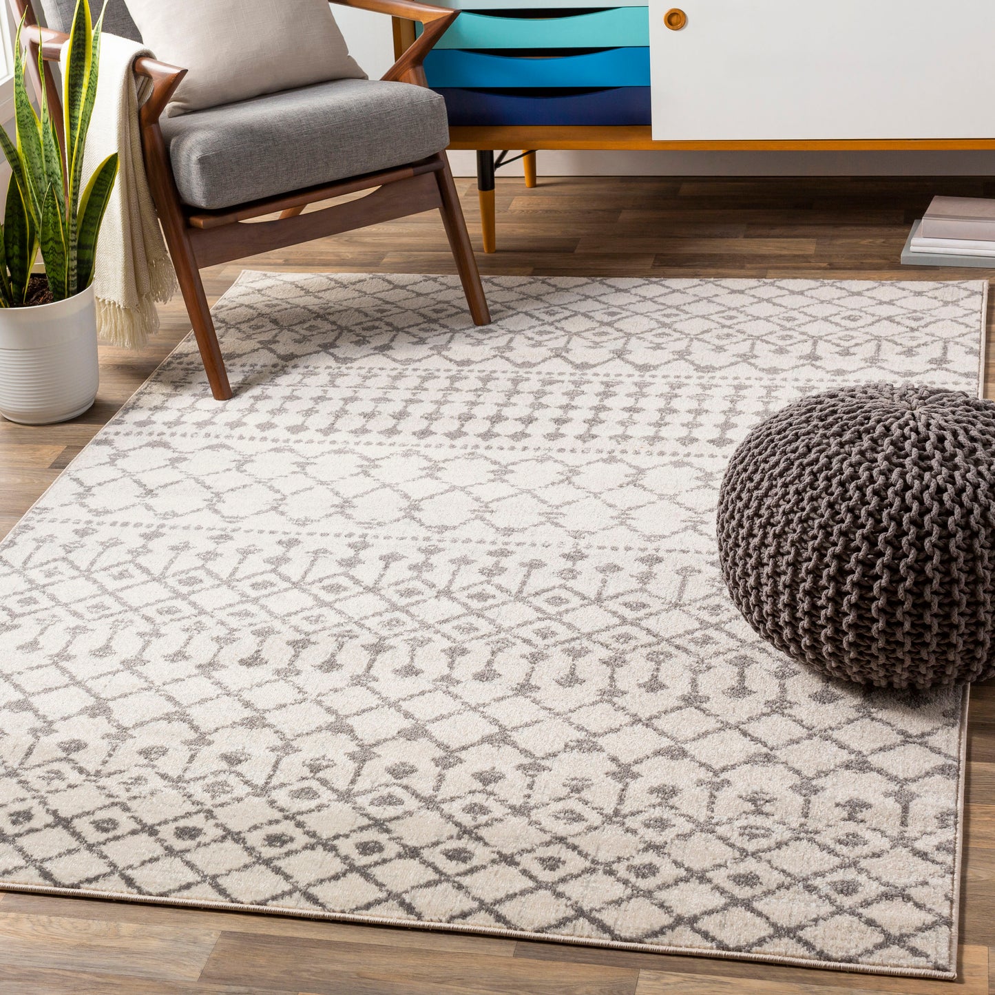 Livabliss Chester 7 x 9 (ft) Flatweave Polypropylene Khaki Rectangular Indoor Trellis Global Spot Clean Only Pet Friendly Area rug