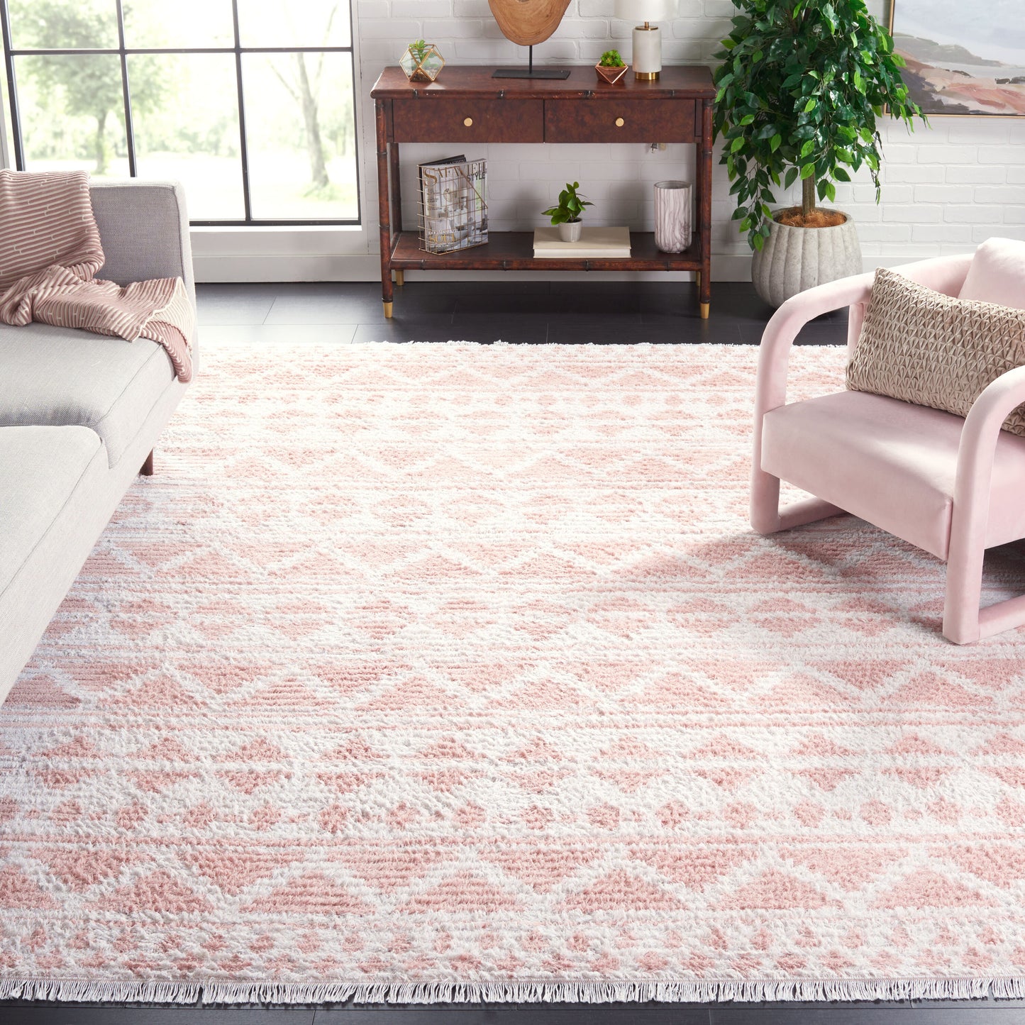 Safavieh Augustine Agt847U Pink Ivory 9ft x 12ft Large Rectangle Rug