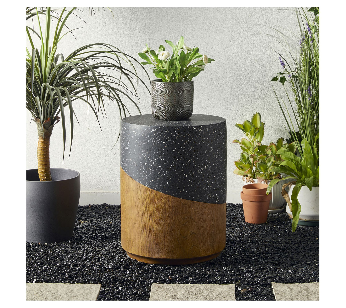 Glitzhome 18" Faux Wood Patio Garden Stool / Table