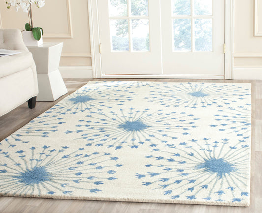 Safavieh Bella Spokes 8 x 10 (ft) Tufted Wool Beige/Blue Rectangular Indoor Floral/Botanical Farmhouse/Cottage Spot Clean Only Area rug