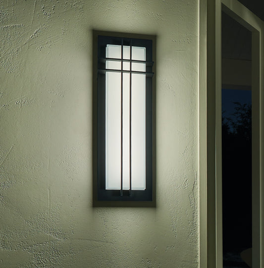Kichler Manhattan 22-in H Black Hardwired Integrated LED Outdoor Wall Light