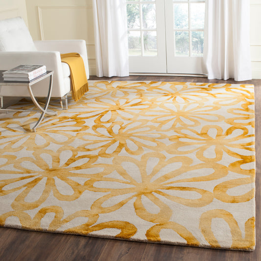 Safavieh Dip Dye 8 x 10 (ft) Tufted Wool Beige/Gold Rectangular Indoor Floral/Botanical Mid-Century Modern Professionally Clean Only Area rug