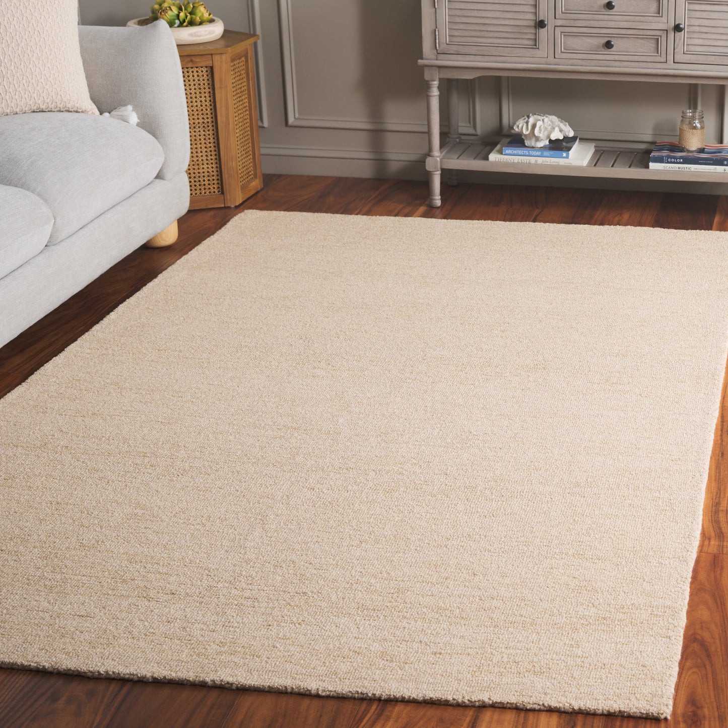 Safavieh Metro 6 x 9 (ft) Tufted Wool Beige Rectangular Indoor Solid Professionally Clean Only Area rug
