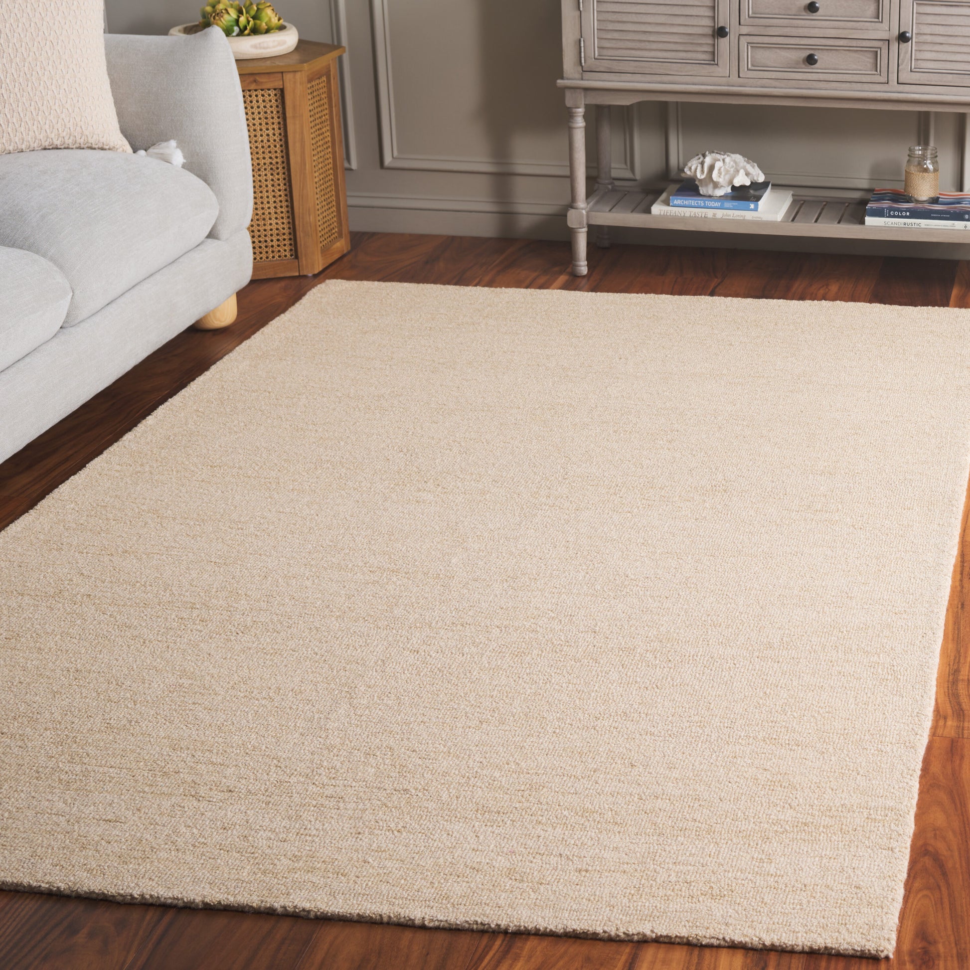 Safavieh Metro 6 x 9 (ft) Tufted Wool Beige Rectangular Indoor Solid Professionally Clean Only Area rug