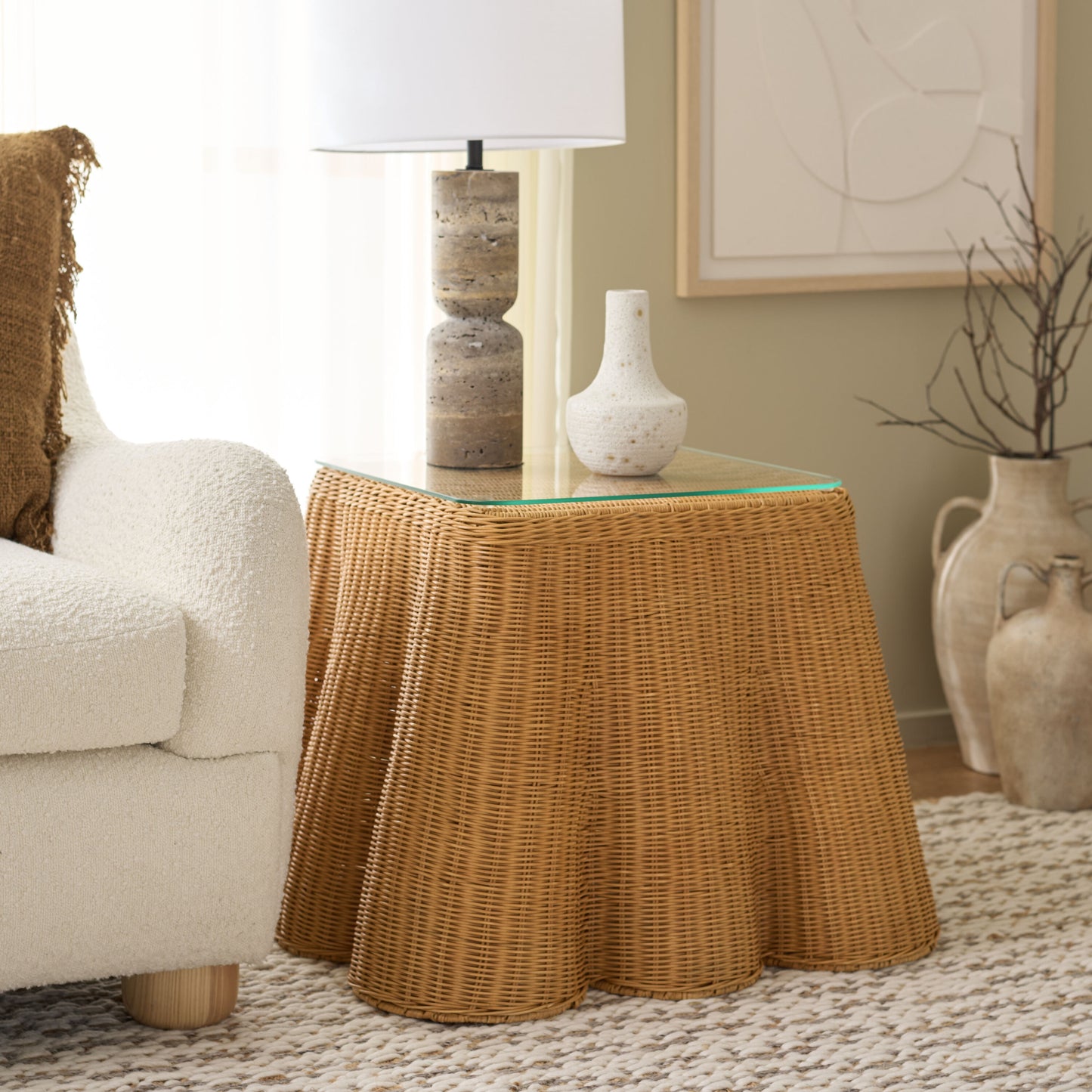 Safavieh  Leonardi Oval Wood Accent Table/Black