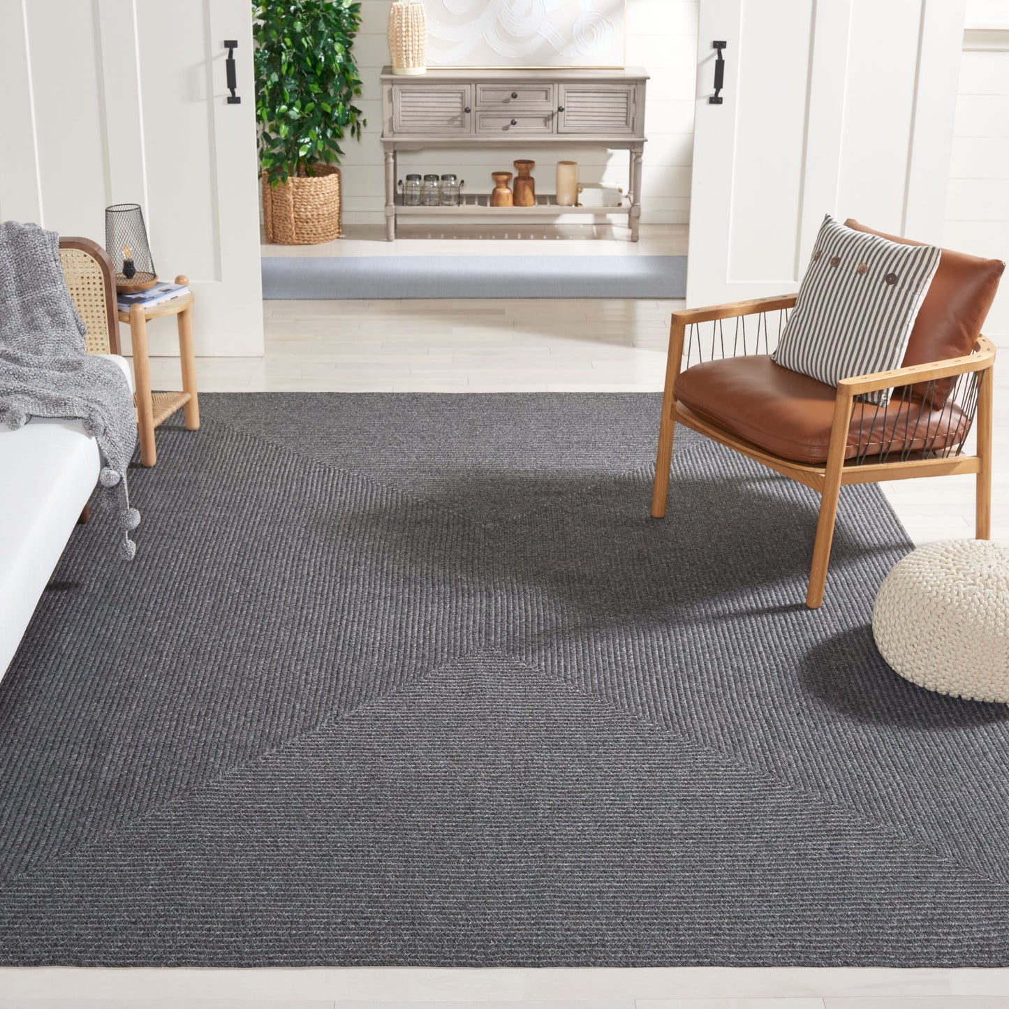 Safavieh Braided 201Z Black 10ft x 14ft Country Floral Rug