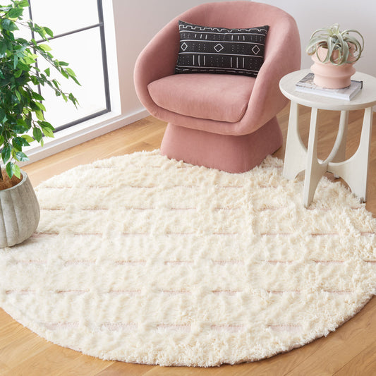 Safavieh  Casablanca 705 Pink/Ivory Modern 6ft x 6ft Round Rug
