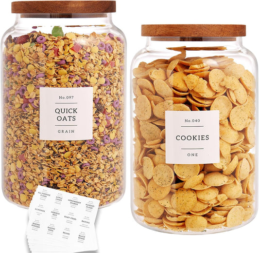 CZHQSMZ Set of 2 Large Glass Flour and Sugar Containers with 132 Pantry Labels - Glass Food Storage Jars with Airtight Bamboo Lid for Flour Pasta Candy Coffee Cookie and More(1 Gallon\/4000 ml)